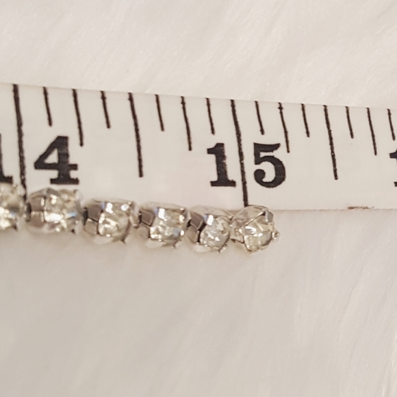 15" Vintage rhinestone silver tone choker - Picture 8 of 8